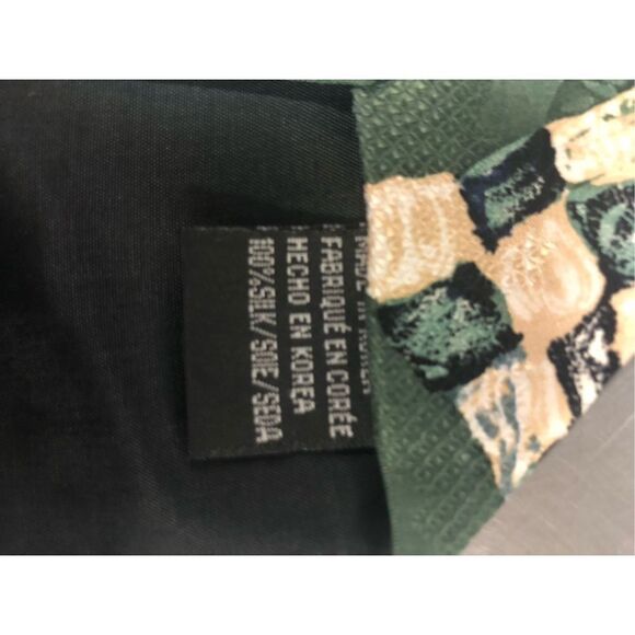 Richard Wallich Men’s Silk Racing Racecars Designer Dress Tie - Picture 11 of 11